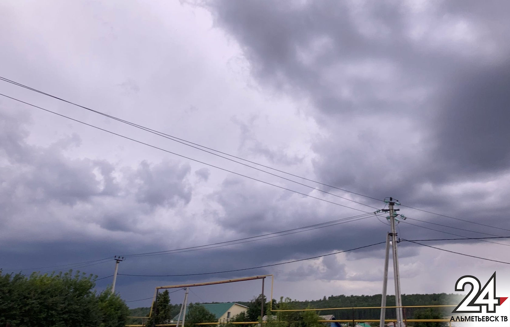 В Татарстане ожидаются сильный дождь и гроза с ветром