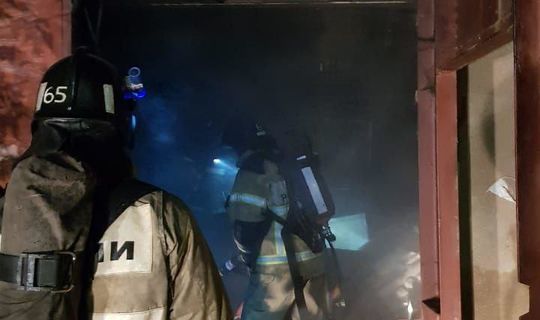 В Альметьевске при пожаре в гараже пострадал мужчина
