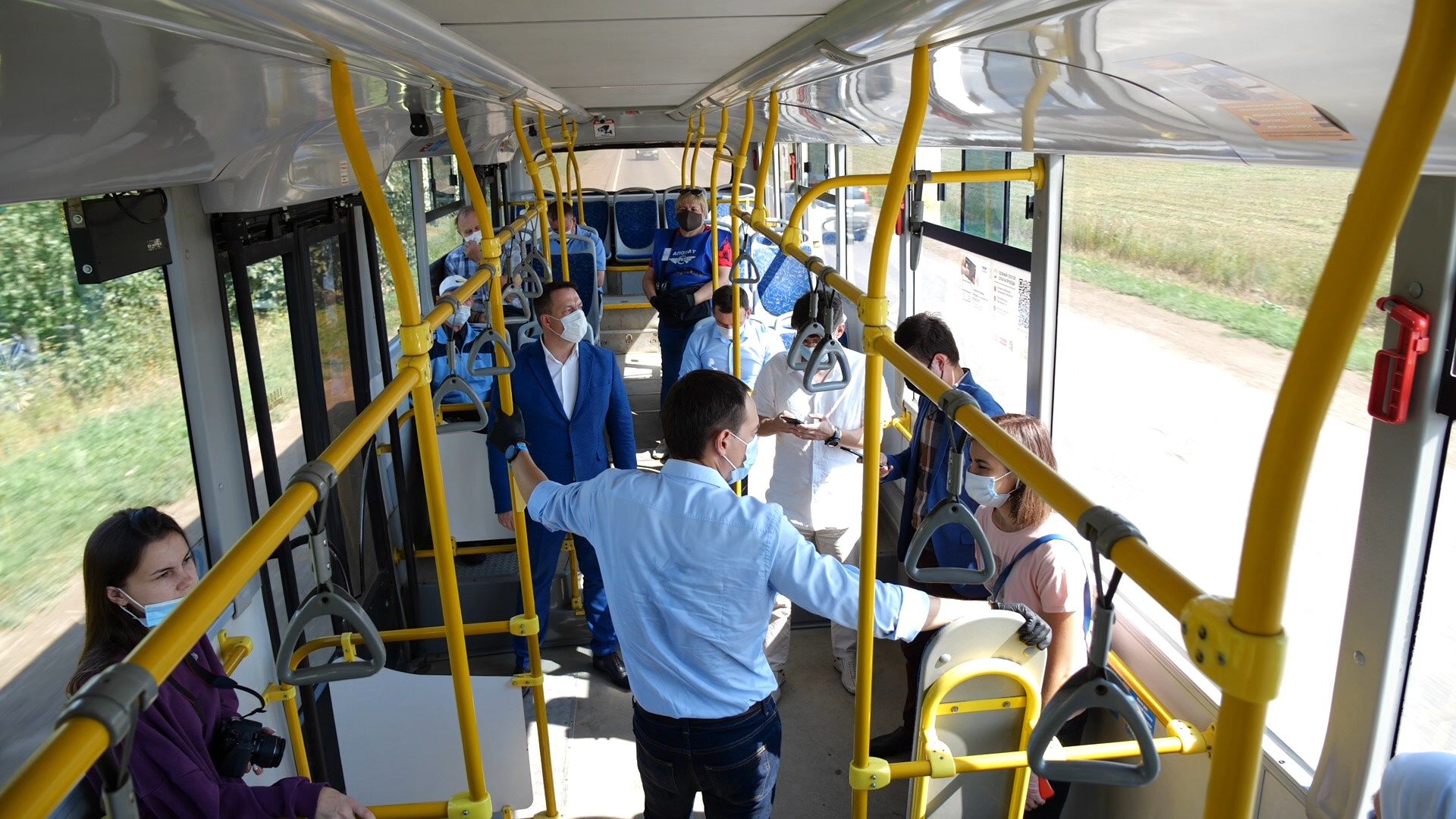 Альметьевцы высказали пожелания главе районе по работе автобусов