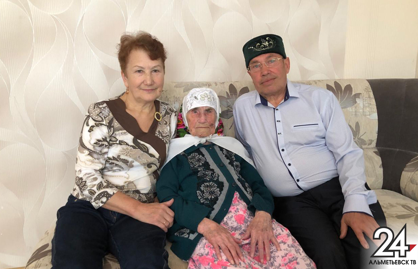 В Альметьевском районе проголосовала 106-летняя избирательница