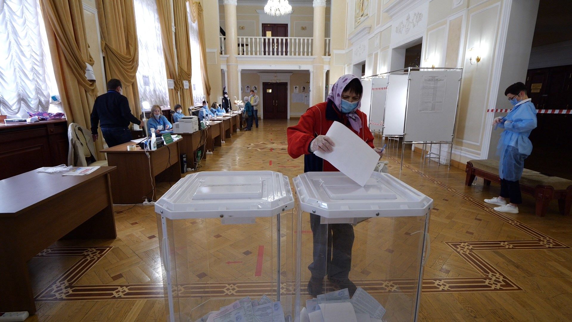 К 15 часам в Альметьевске проголосовало около 80% избирателей