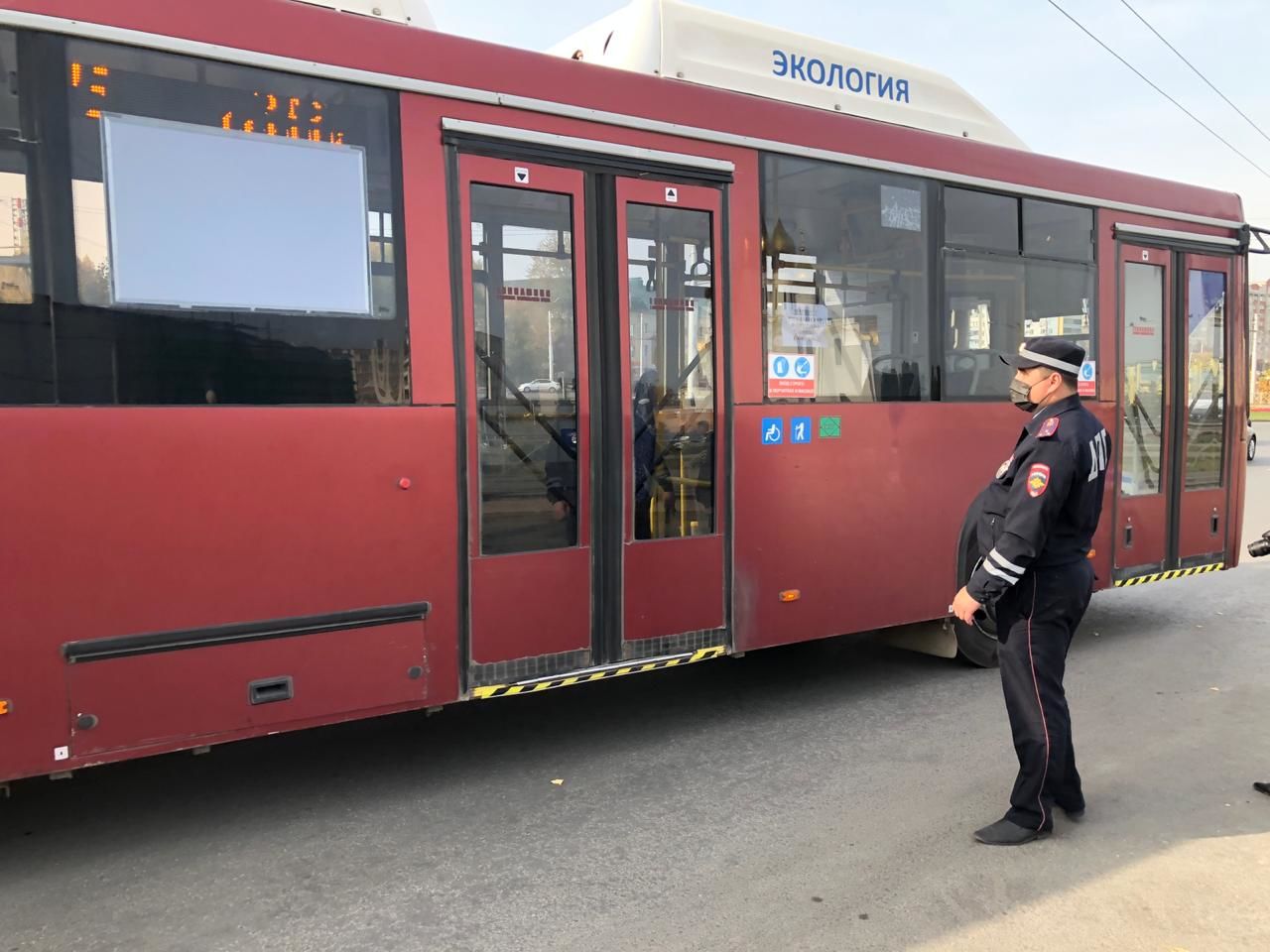 В Альметьевске проверили, носят ли пассажиры общественного транспорта маски