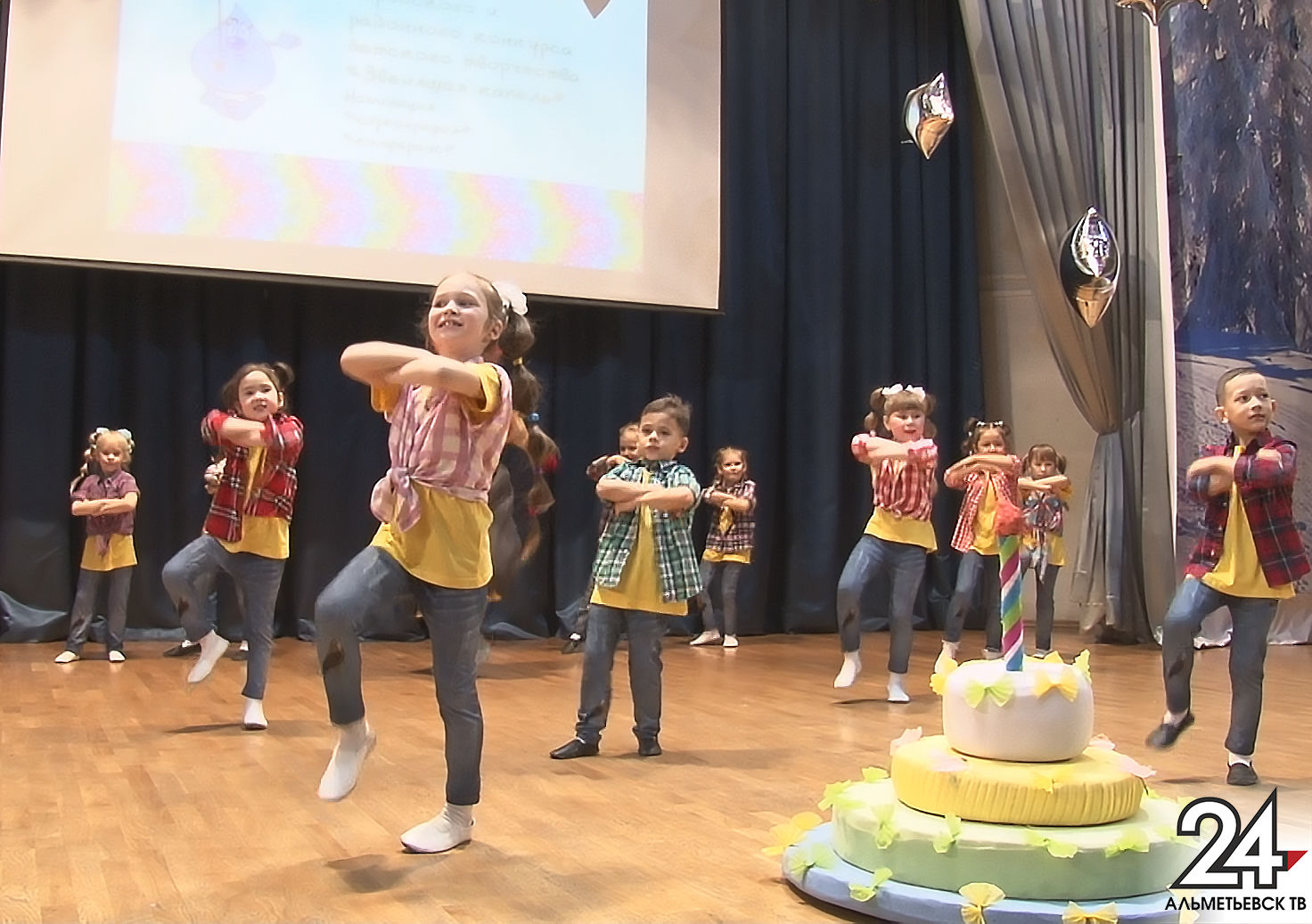 Альметьевцы могут отправить заявки для участия в конкурсе детского творчества