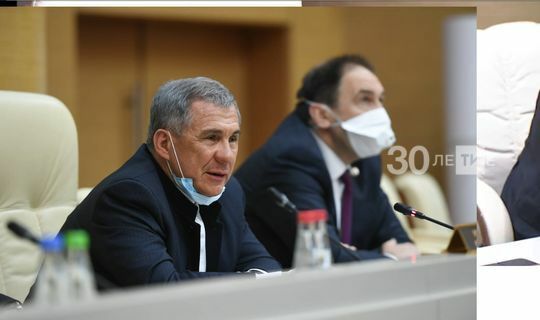 Президент Татарстана из-за ситуации с коронавирусом поручил усилить работу по вакцинации