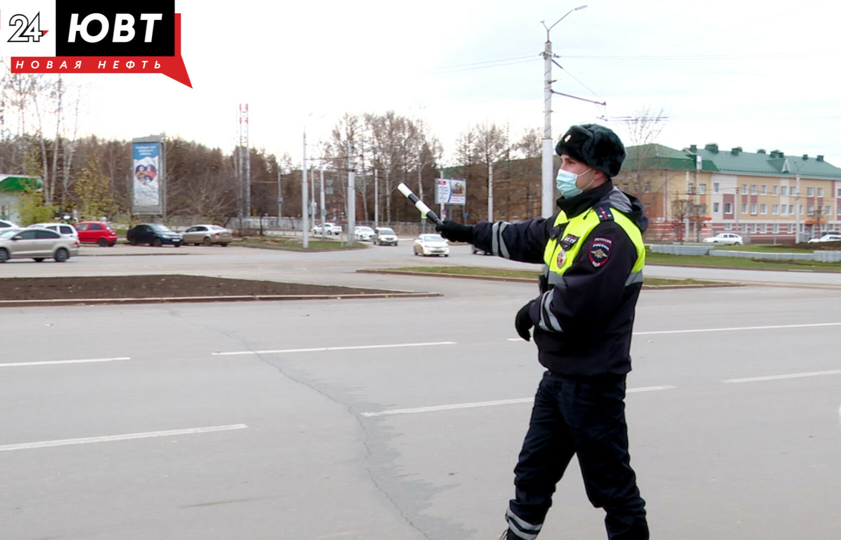 В Альметьевске водителей в рамках акции призывали к повышенной бдительности на дороге