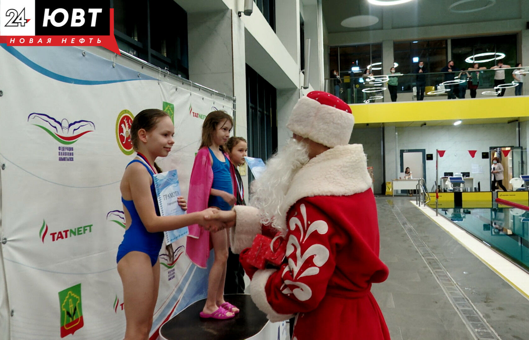 В Альметьевске спортсмены боролись за призы Деда Мороза