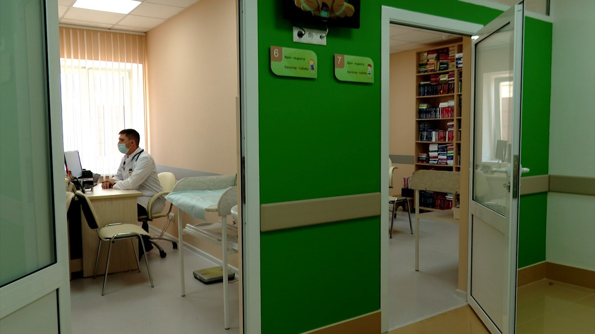 Въезжающие в Татарстан иностранцы будут проходить дактилоскопию и медобследование с 29 декабря