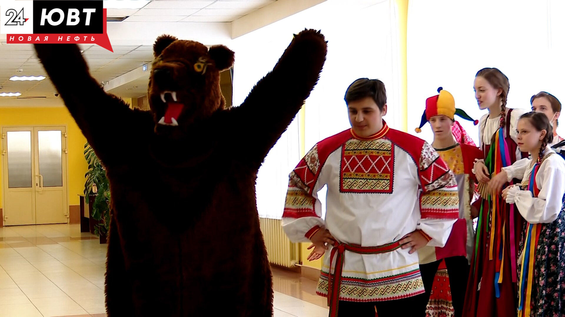 В Альметьевске студенты показали несколько спектаклей, посвященных народным обычаям