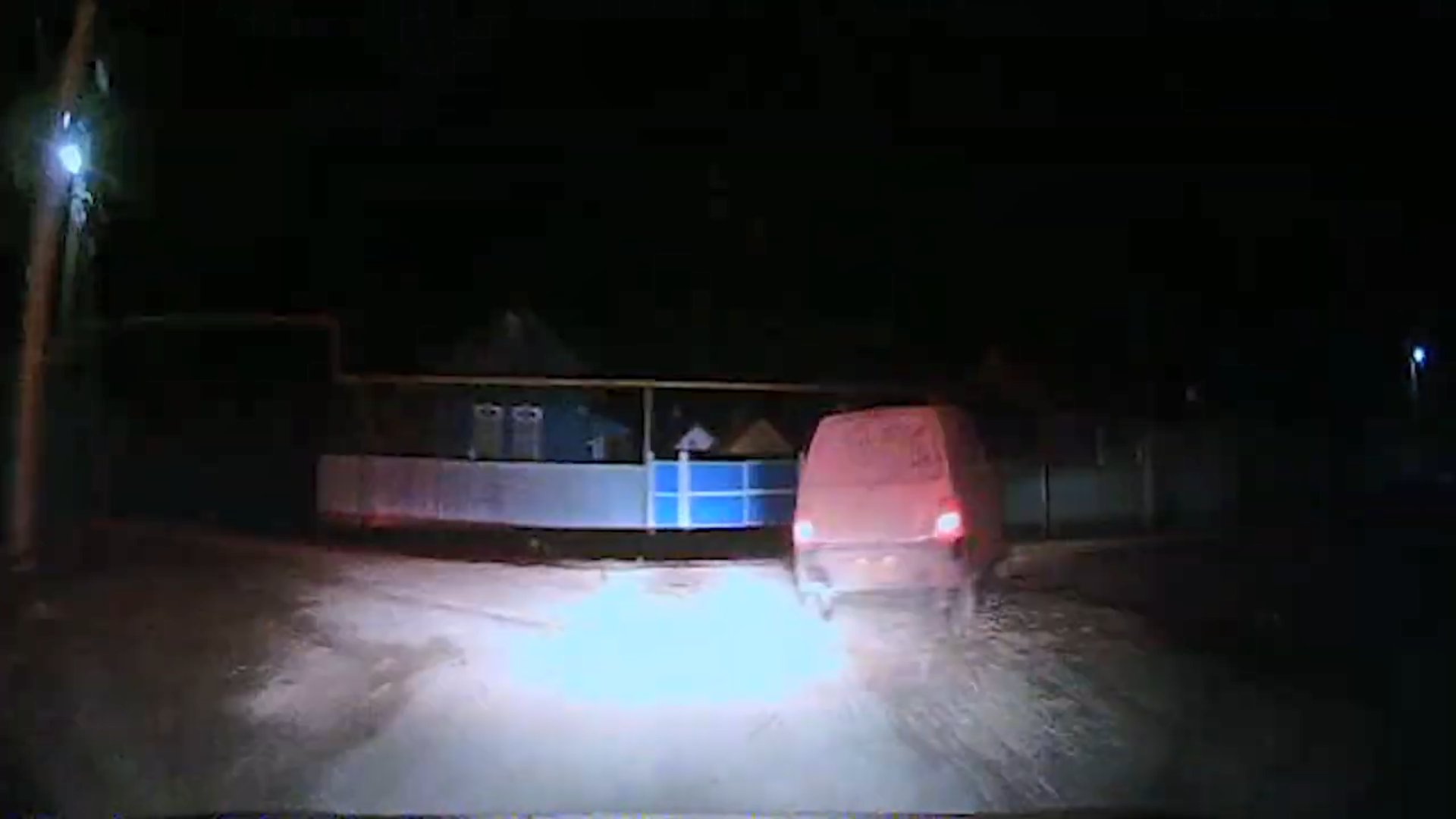 В Татарстане полицейские пять раз выстрелили в колеса «Оки», чтобы остановить лихача