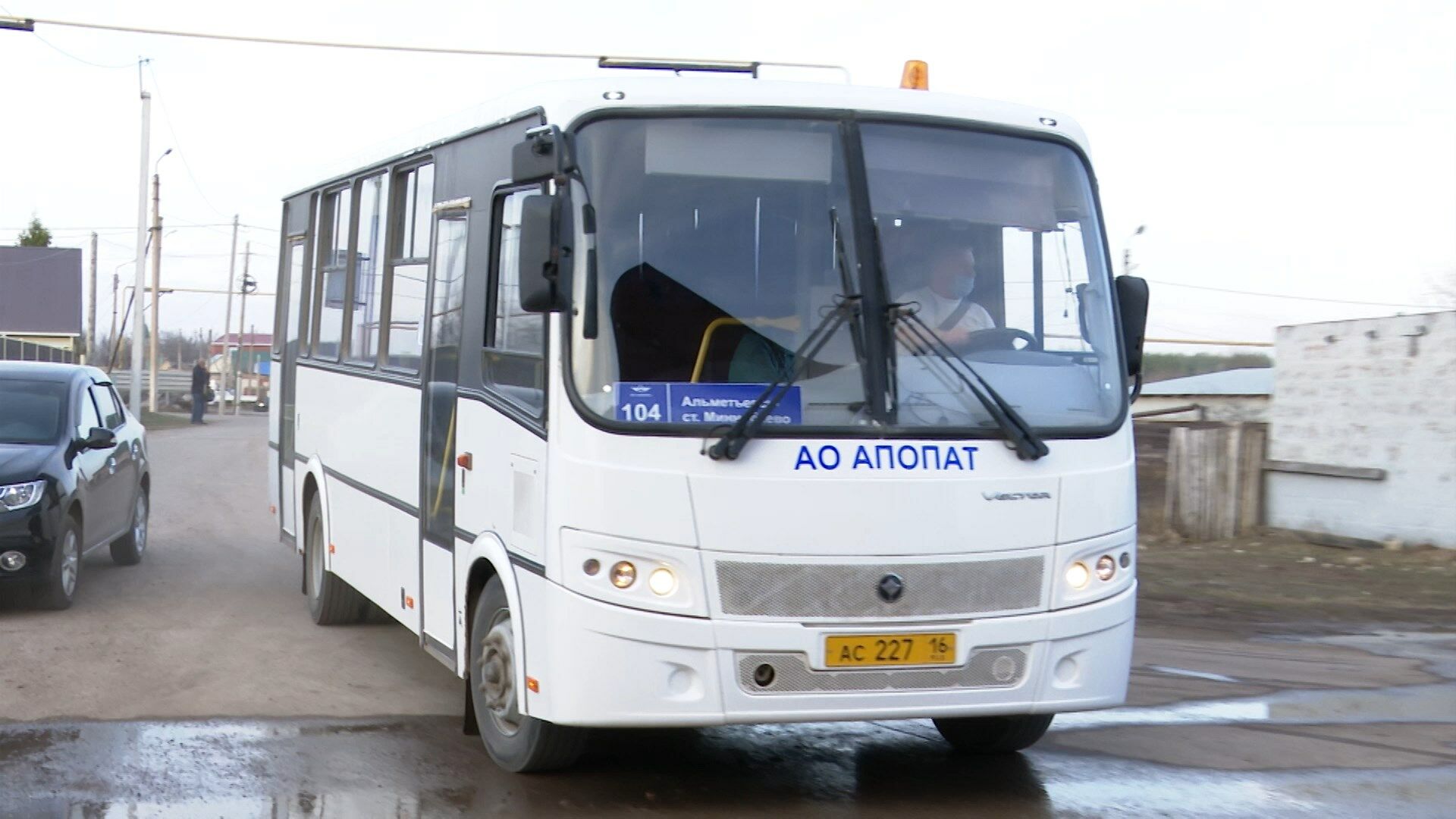 Жители станции Миннибаево пожаловались на сокращение автобусных рейсов