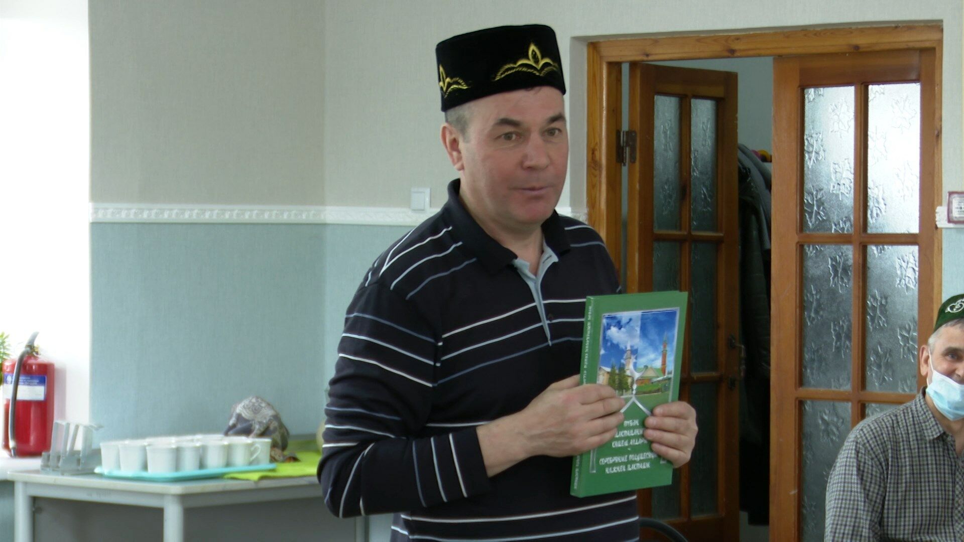 В Нижней Мактаме прошла презентация исторической книги, которую издала местная мечеть