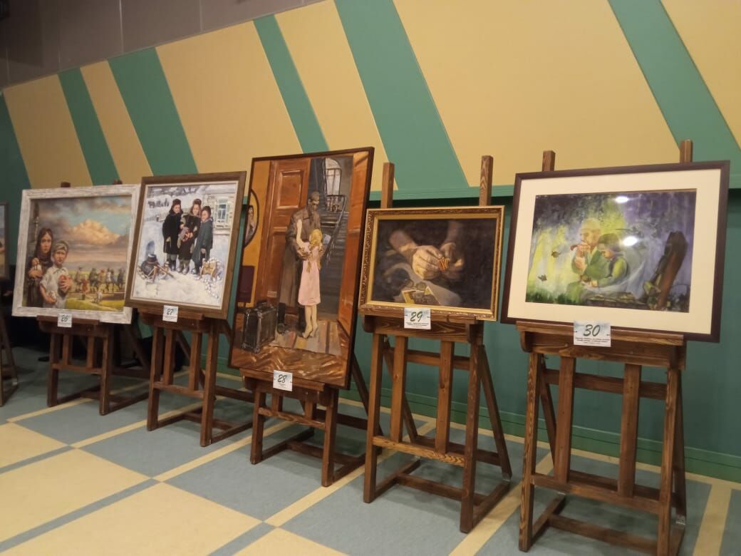 В политехническом техникуме Альметьевска стартовала выставка картин «Арт-Сабантуй»