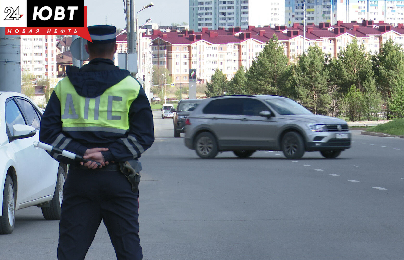 В Альметьевске до 31 мая проходит рейд по выявлению водителей, не включающих поворотники