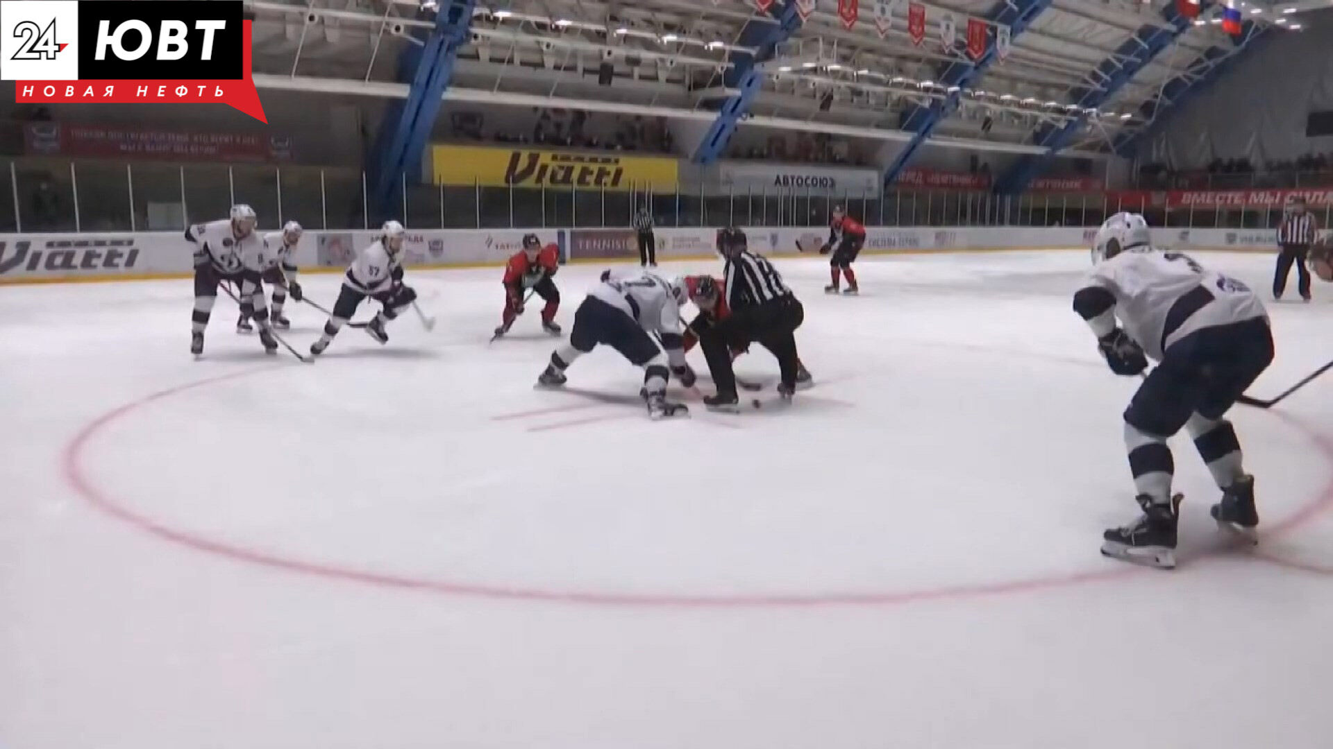 Альметьевский «Нефтяник» пополнили три хоккеиста с опытом игры в КХЛ
