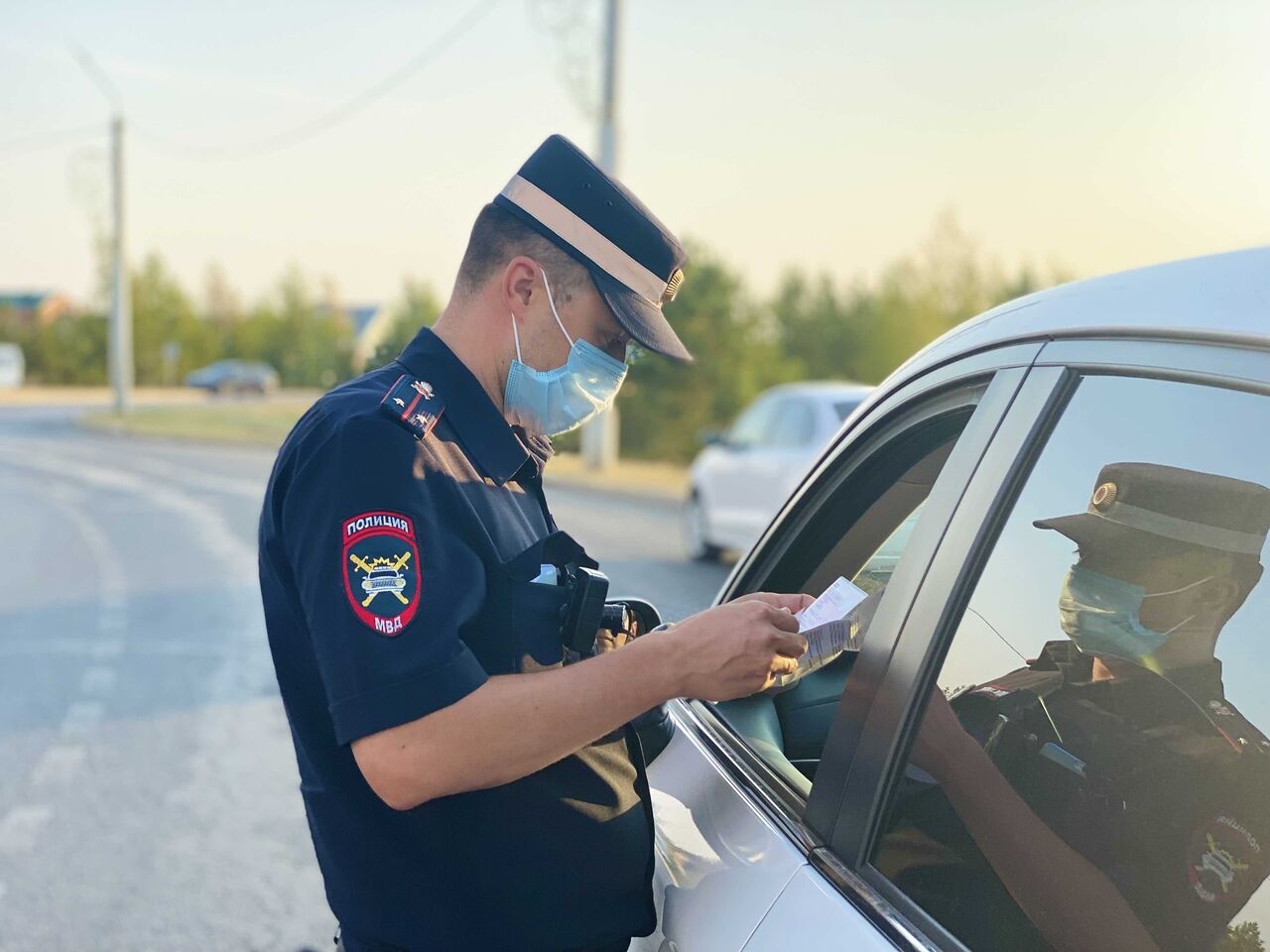 В Альметьевске еще 17 водителей наказали за тонировку