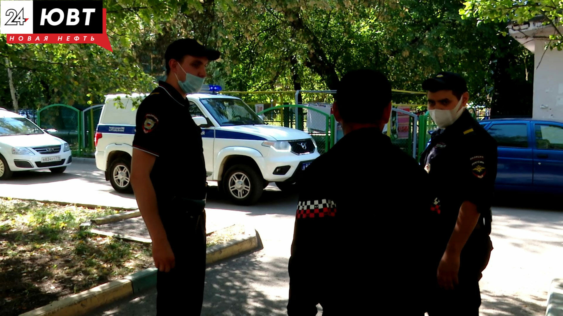 Уличный патруль: как работают сотрудники патрульно-постовой службы в Альметьевске