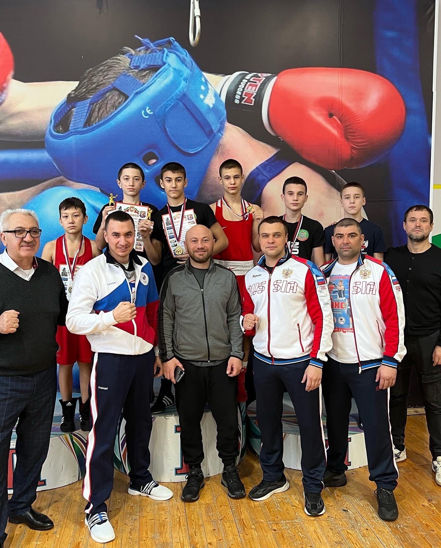 Боксеры из Альметьевска привезли 6 медалей с Всероссийского турнира