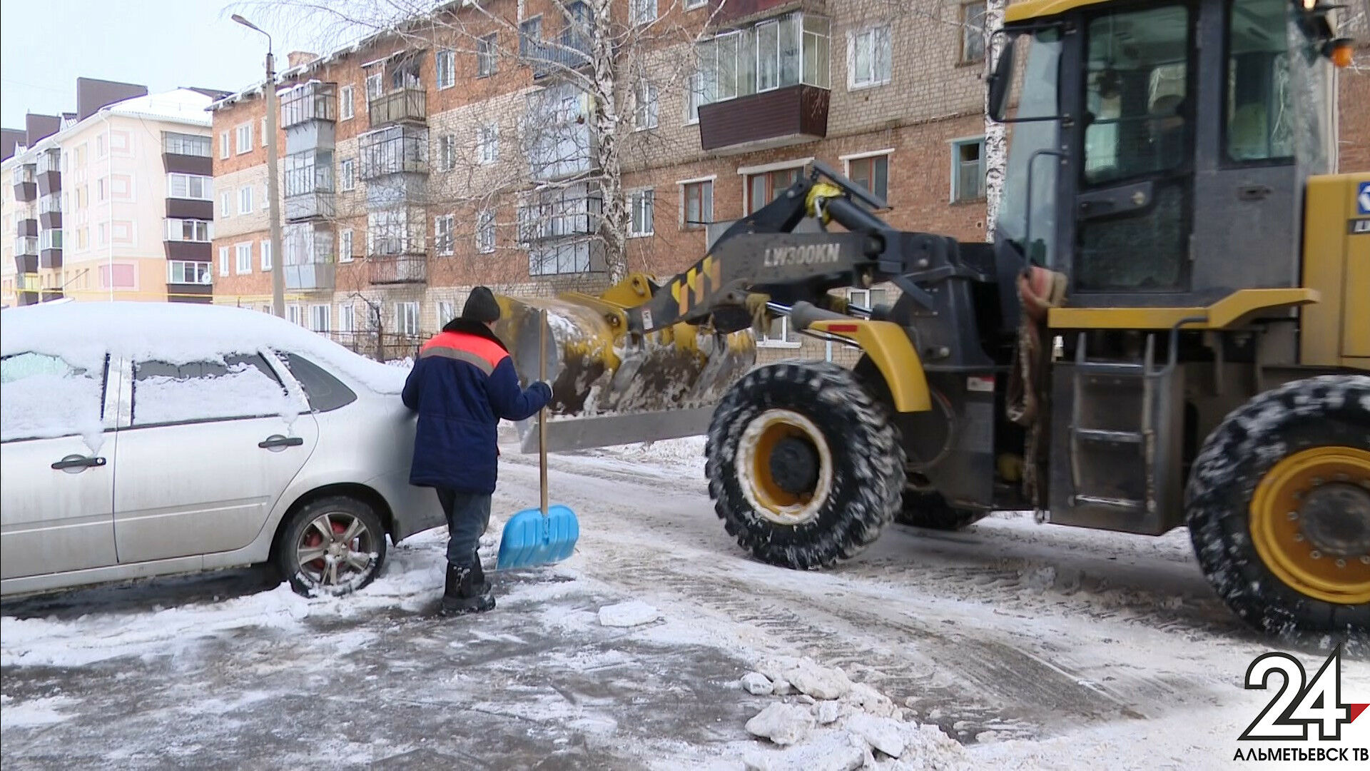 Нагуманов рекомендовал альметьевцам обращаться в УК по поводу уборки снега