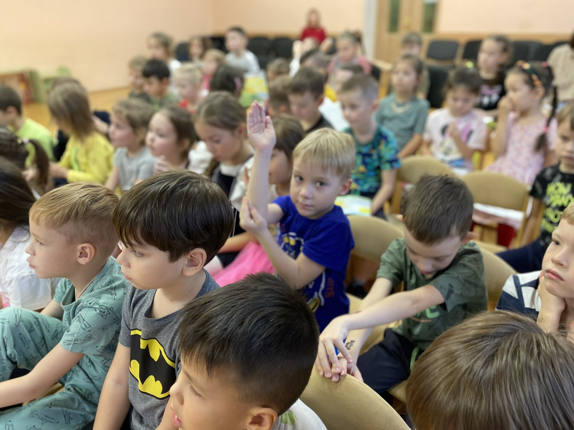 Полицейские и общественники Альметьевска рассказали детям об их правах и обязанностях