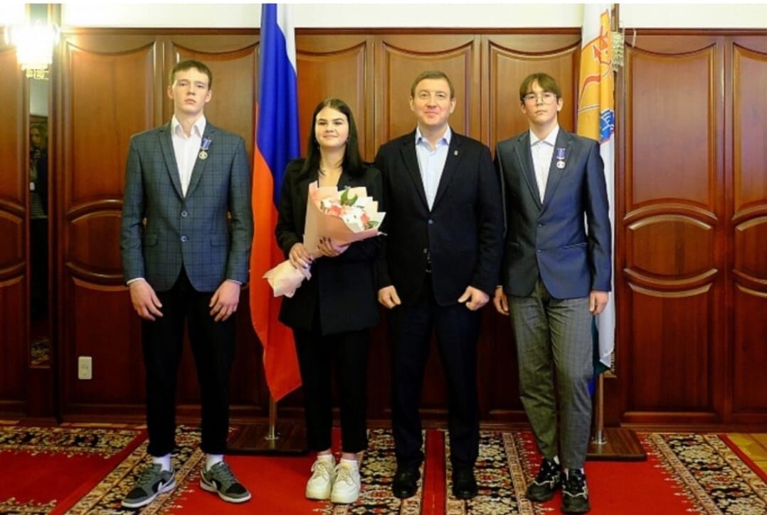 Альметьевского студента наградили медалью «За проявленное мужество»