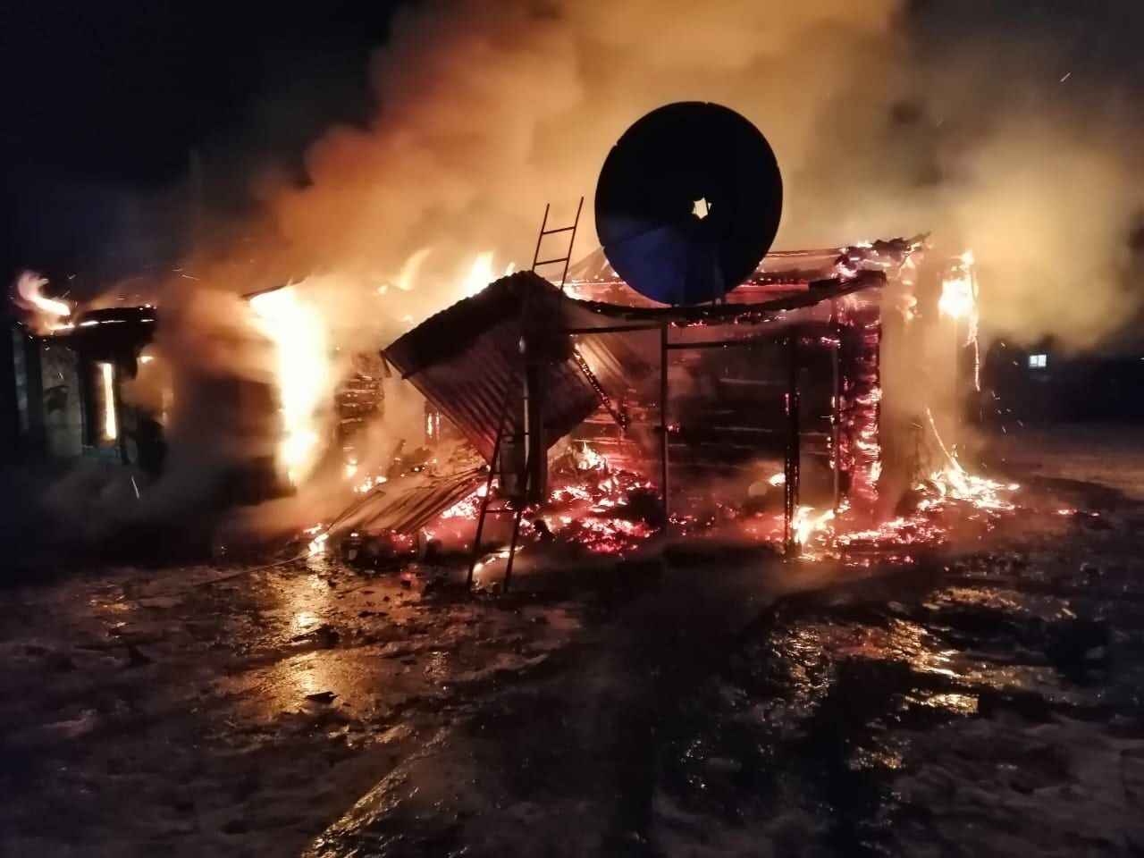 В селе Новое Надырово Альметьевского района произошел пожар в доме