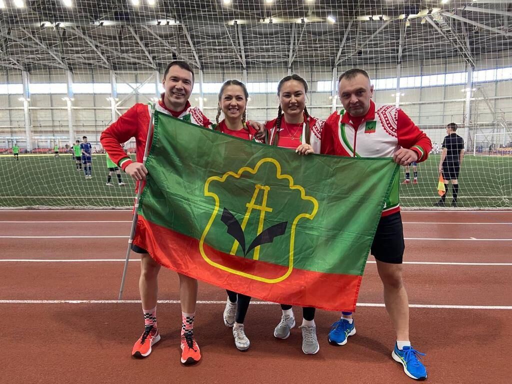Команда Альметьевского района заняла 3 место в соревнованиях по легкой атлетике