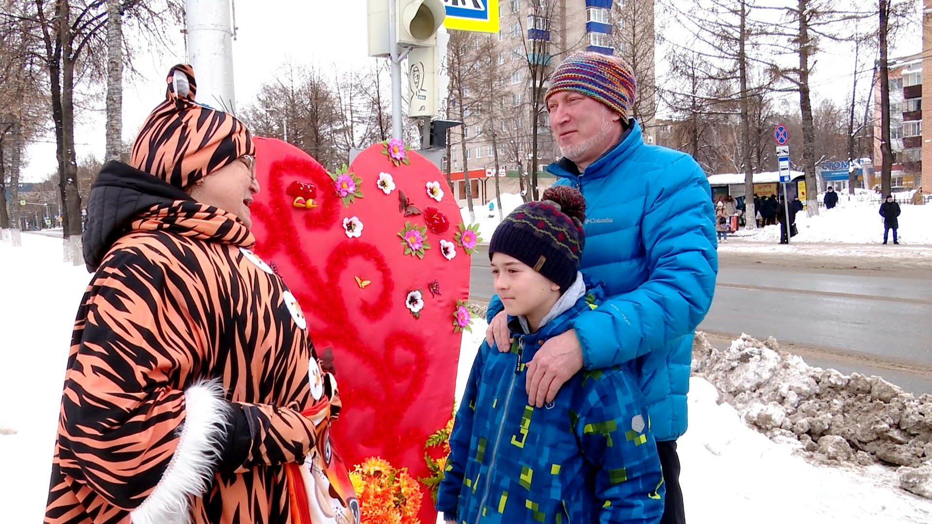 Альметьевцы признались в любви своим близким