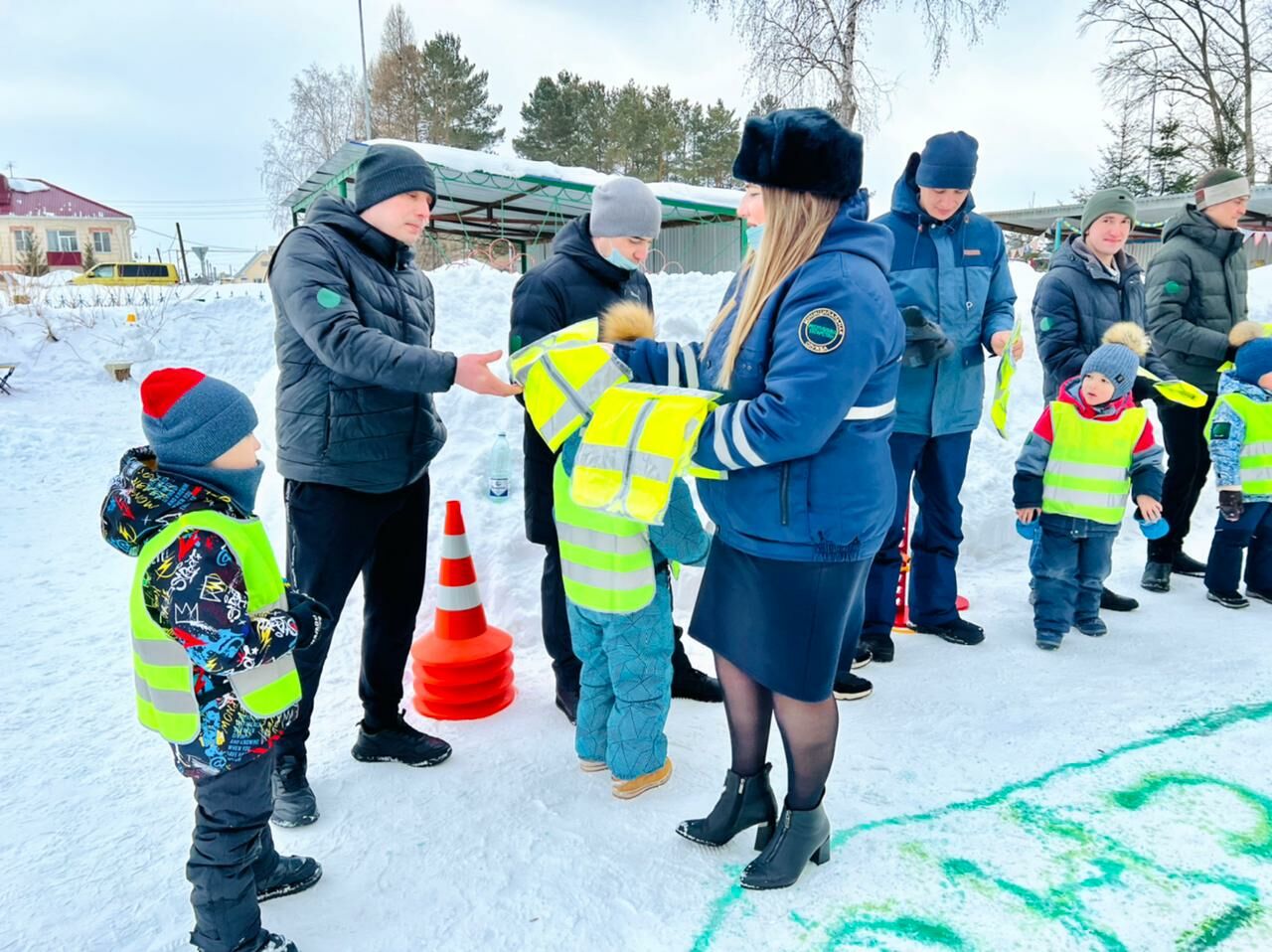 В Альметьевске в детском саду № 62 «Тирэк» прошел челлендж «С папой безопасно!»