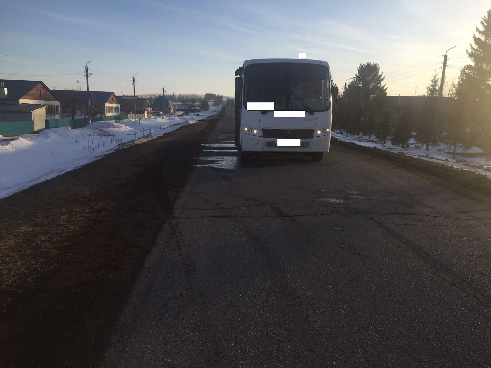 В Альметьевске водитель автобуса ПАЗ наехал на ребенка