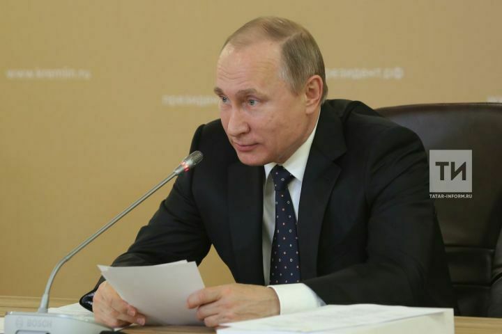 Владимир Путин сообщил о новых выплатах на детей от 8 до 16 лет