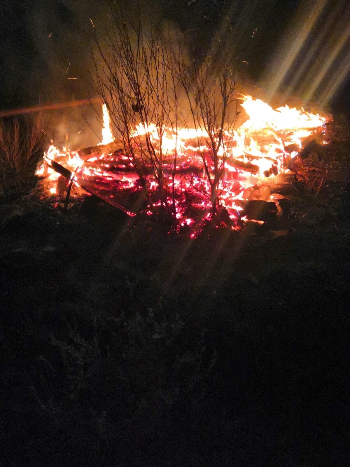 В Альметьевском районе сгорел сарай