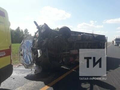 В Татарстане на трассе М7 столкнулись автомобиль Hyundai и «ГАЗель», погиб водитель иномарки
