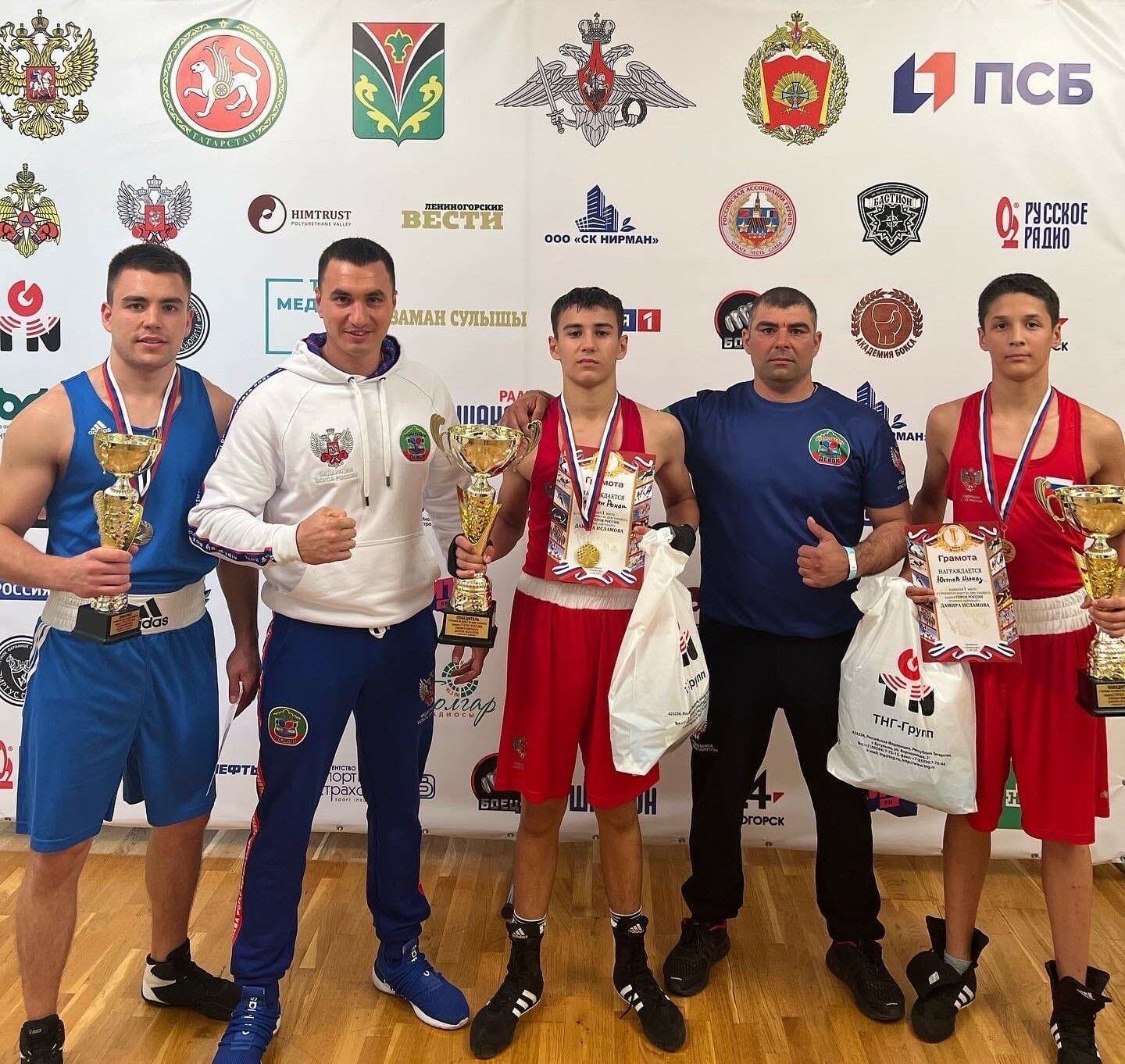 Спортсмены из Альметьевска заняли призовые места в турнире по боксу ко Дню танкиста