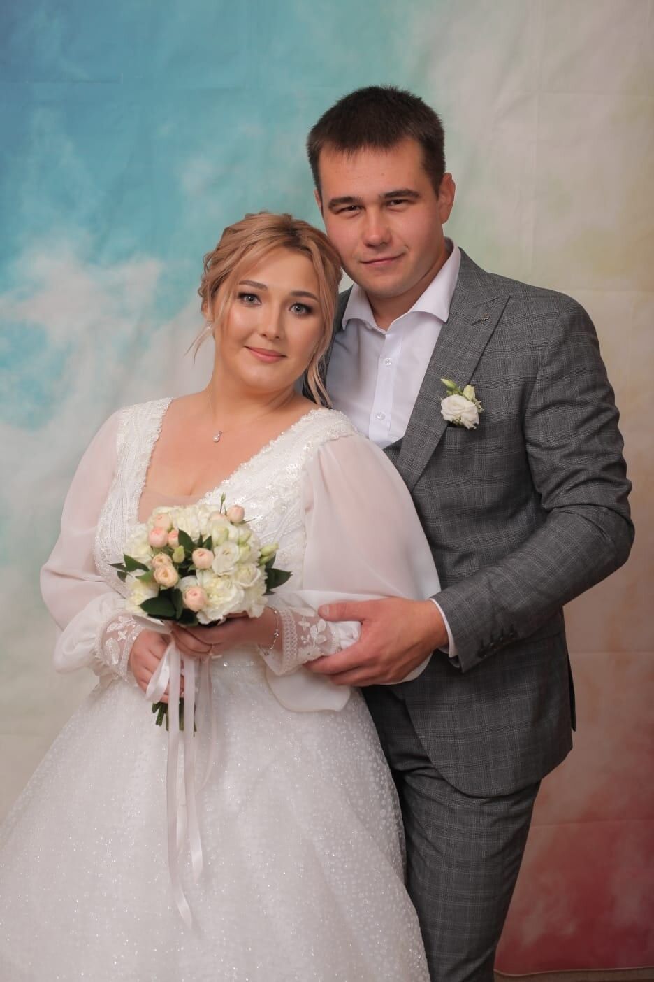 В Альметьевске поженилась 700-я пара с начала года