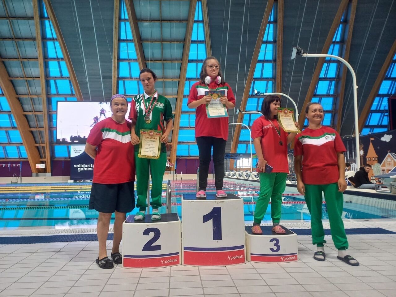 Альметьевские спортсмены на Первенстве и Чемпионате РТ по плаванию завоевали 15 медалей