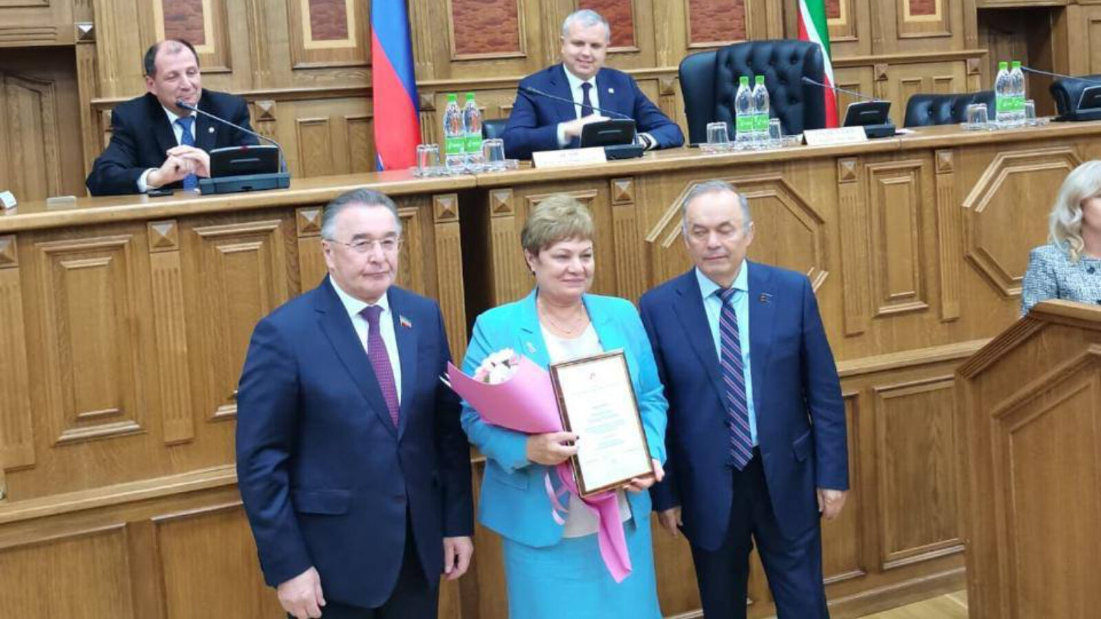 Альметьевцев наградили на конкурсе «Лучший работник органов местного самоуправления Республики Татарстан по итогам 2022 года»