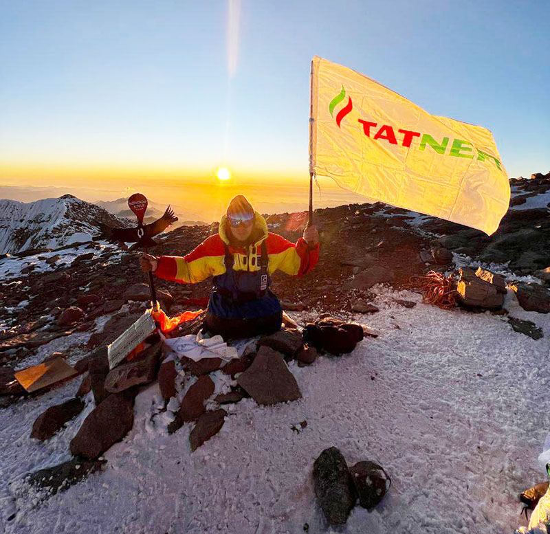 Альпинист Рустам Набиев покорил высшую точку Южной Америки