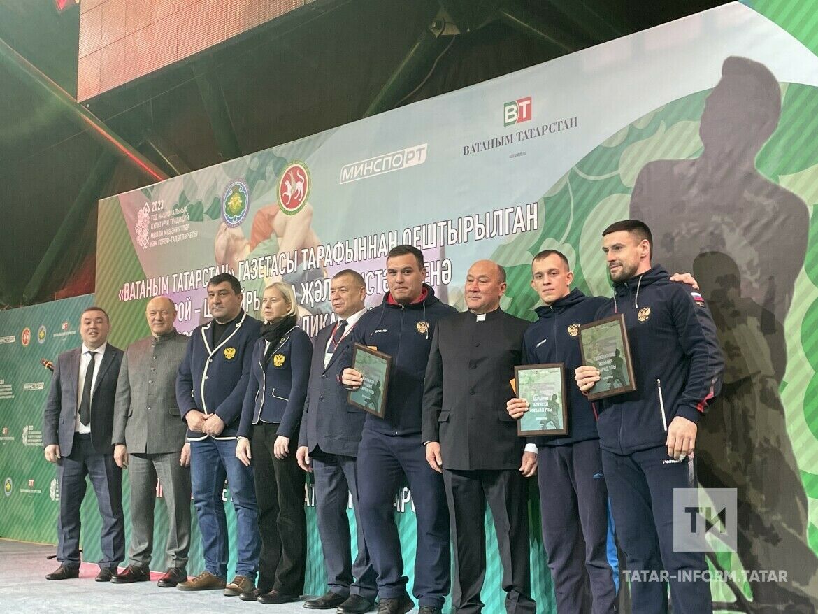 Команду Альметьевского района признали лучшей в Татарстане в национальной борьбе корэш