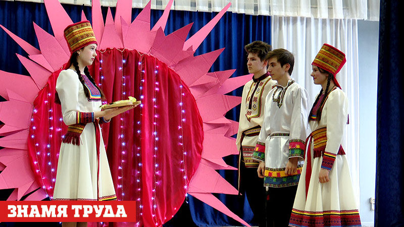 Сохраняя традиции: школа из Альметьевска приняла участие в муниципальном фестивале