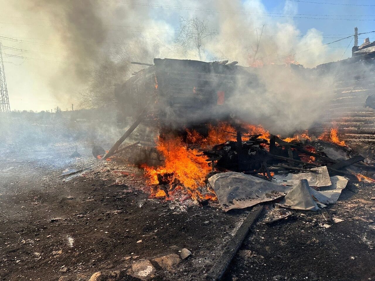 В селе Верхняя Мактама Альметьевского района произошел пожар в доме