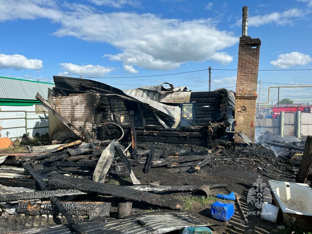В сгоревшем доме многодетной семьи в Тукаевском районе был пожарный извещатель