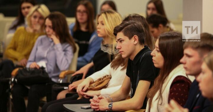 Педкөллиятләрнең өлкән курс укучылары белгечлеге буенча эшли алачак