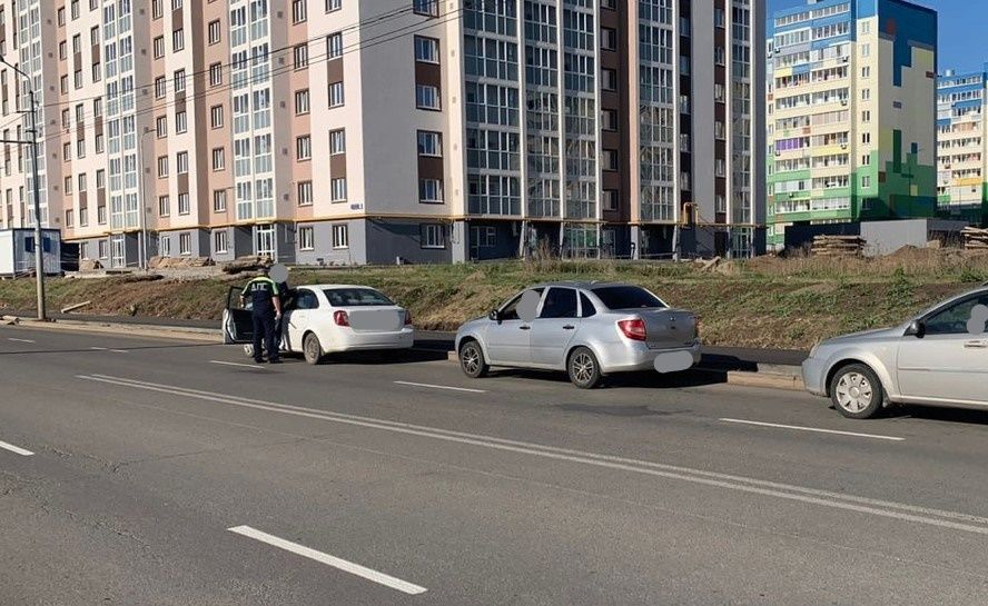 Әлмәттә «каршы полоса» профилактик чарасы уза