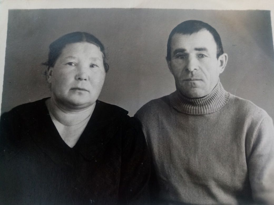 Үткәннәрен барлап яши