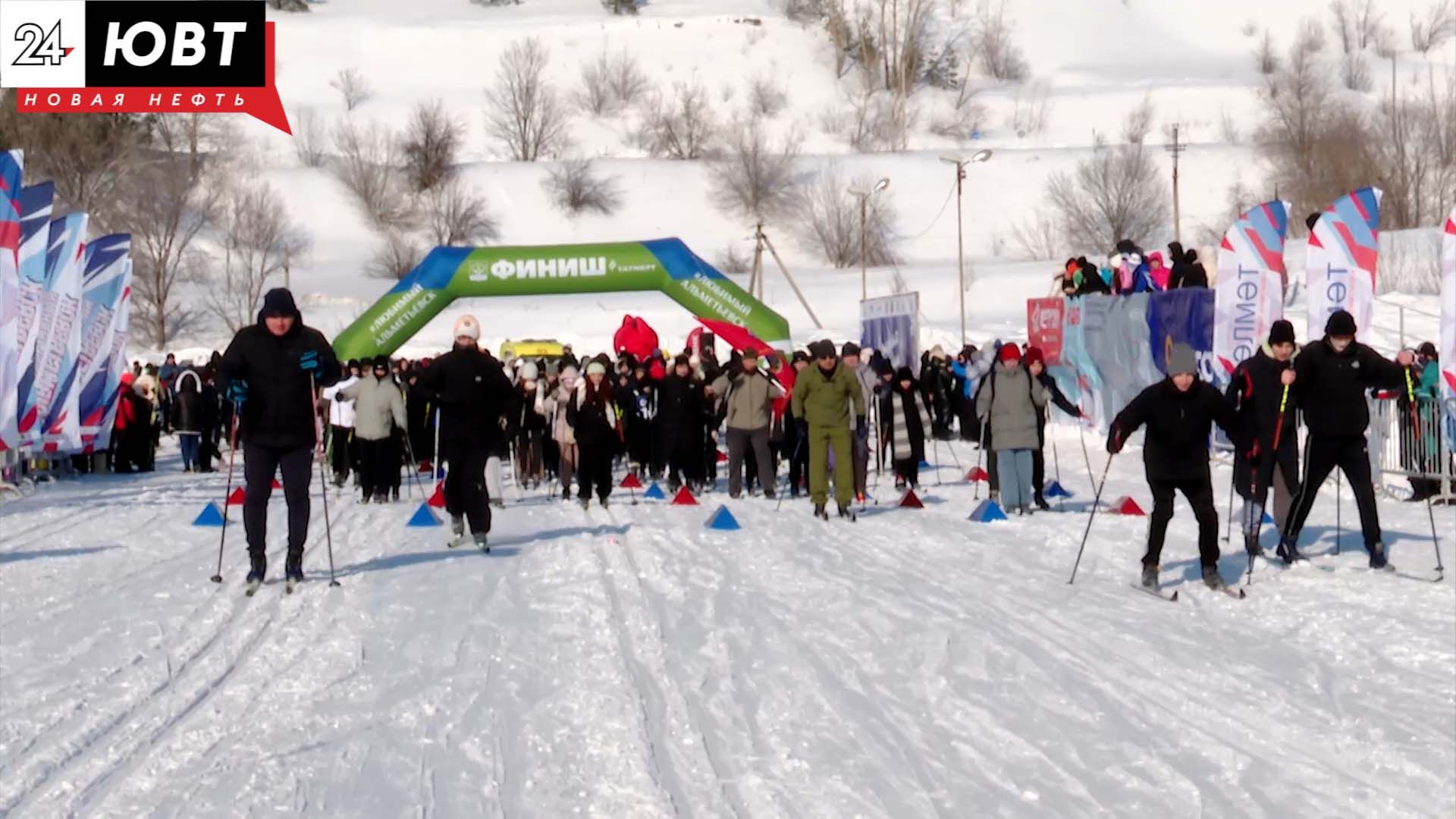 Больше 2000 человек присоединилось к Всероссийскому забегу «Лыжня России» в Альметьевске