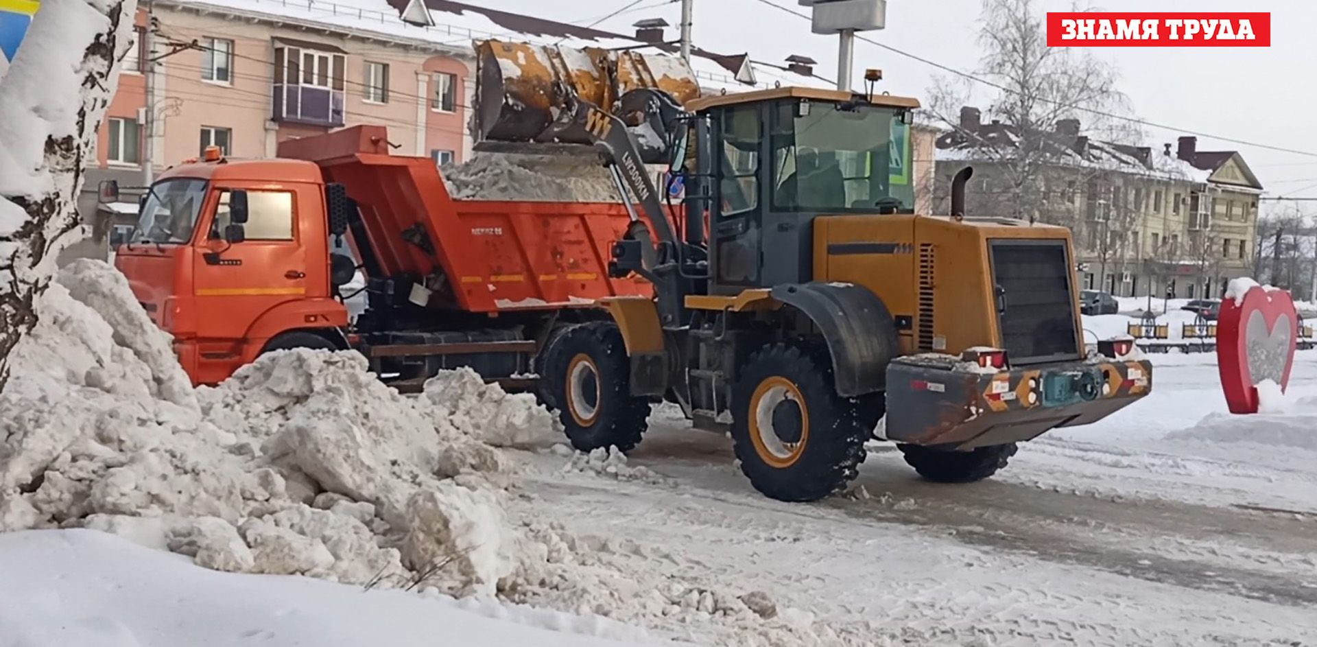 Больше 200 тысяч кубометров снега вывезли с альметьевских улиц с начала года