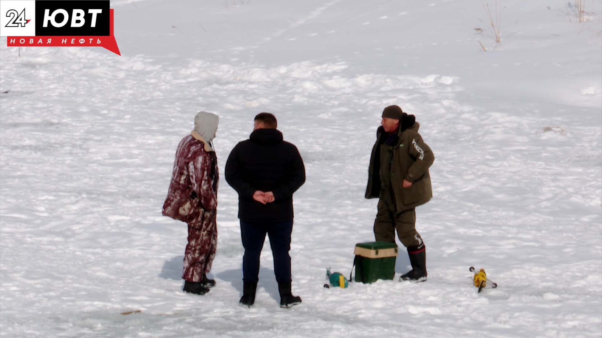 МЧС предупреждает татарстанцев, что весенний лед таит смертельную опасность