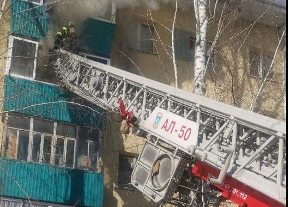 В Альметьевске при пожаре спасли мужчину