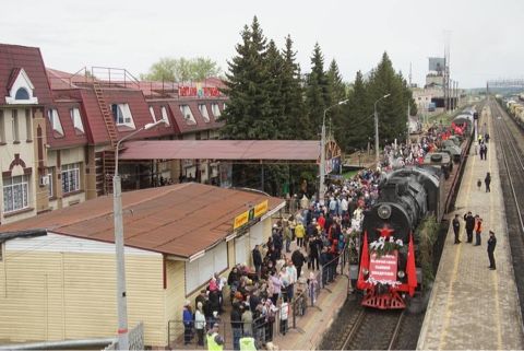 Бугульминцы встретили «Паровоз Победы»