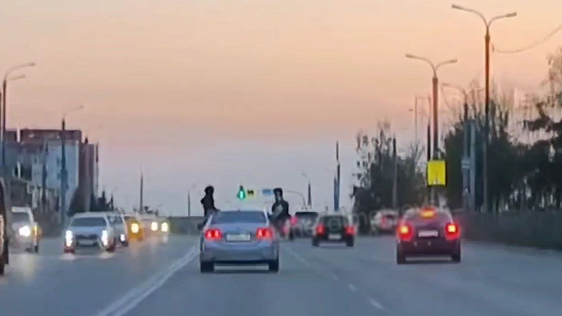 Не повторять, опасно: Альметьевские полицейские привлекли к ответственности участников опасного заезда